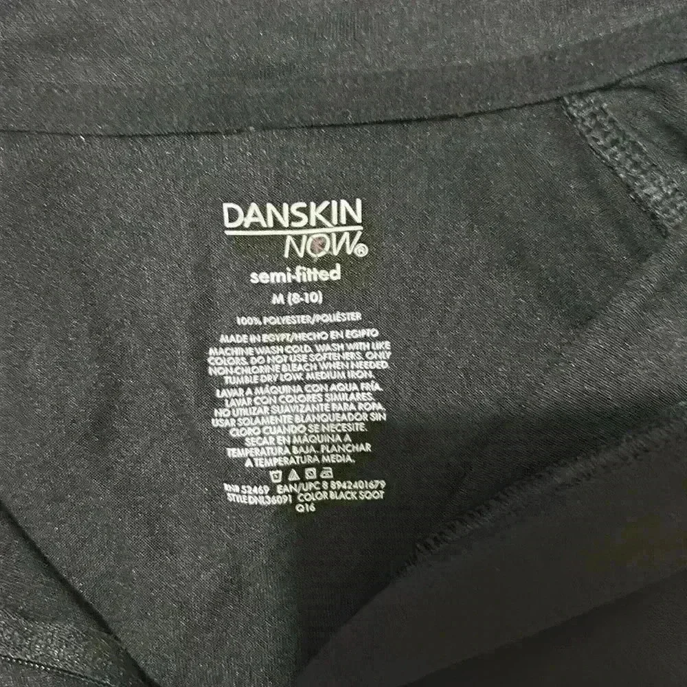 Danskin Black jacket semi fitted as med(8/10) - Picture 4 of 4